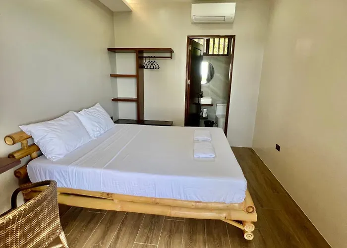 Seajour Ginatilan (Cebu)
