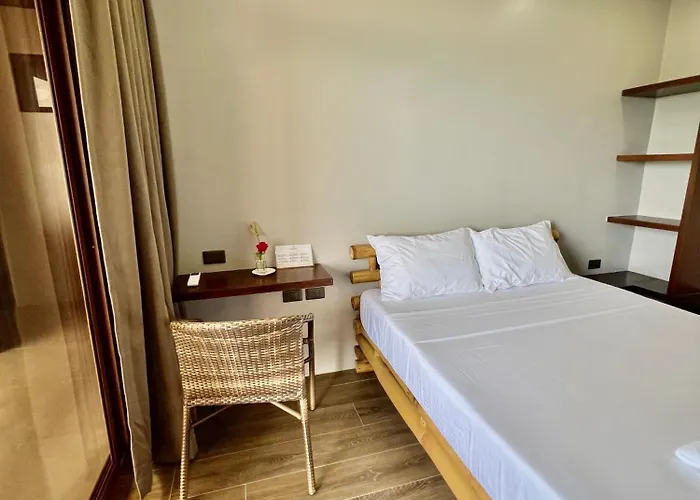 Seajour Hotel
