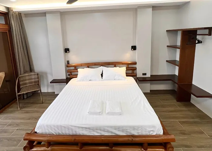 Seajour Hotel Ginatilan (Cebu)